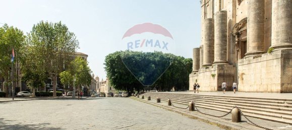 2-Zimmer Gewerbliche Immobilie in Catania, Italy, Nr. 52960 19