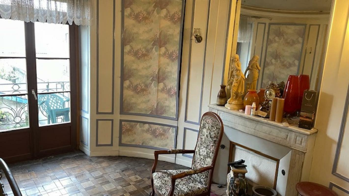 16-Zimmer Gebäude in Tomblaine, France, Nr. 49906