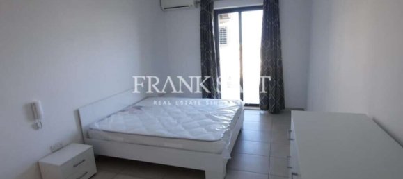 2 غرف نوم طابقين في Swieqi, Malta رقم 10272 4