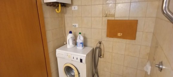 2-salle Appartement à Cave, Italy No. 270194 16