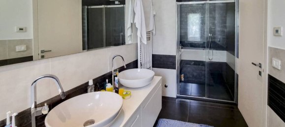 4 bedrooms Villa in San Donà di Piave, Italy No. 291731 18