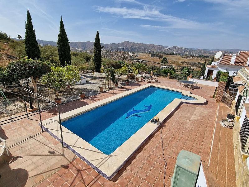 5 bedrooms House in Alcaucin, Spain No. 231588