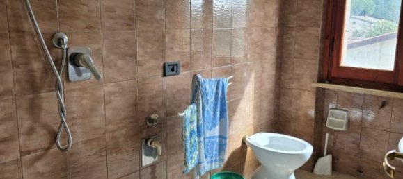 Вилла с 3 спальнями в Перуджа, Италия № 151506 38