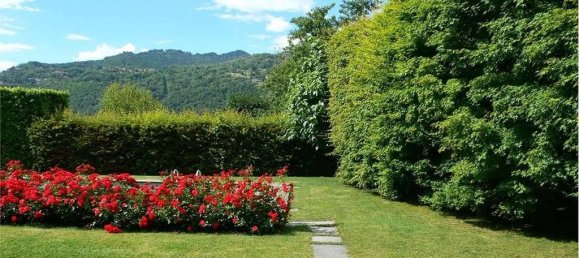 5 bedrooms Villa in Lipomo, Italy No. 132557 21