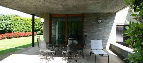 5 bedrooms Villa in Lipomo, Italy No. 132557 23