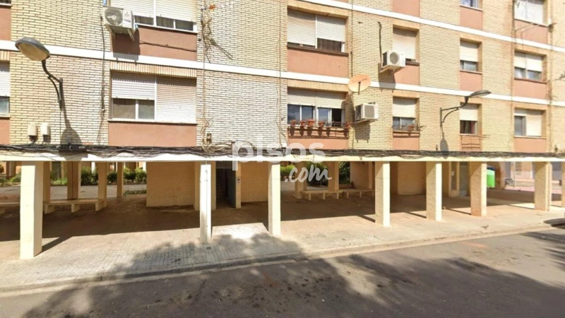 Apartamento de 3 dormitorios en Algemesí, Spain No. 135788