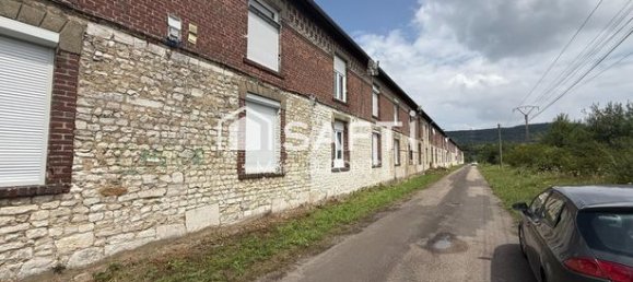 2 bedrooms House in Saint-Etienne-du-Rouvray, France No. 312799 2