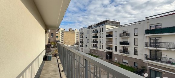 Apartamento de 3 dormitorios en Aubervilliers, France No. 345855 5