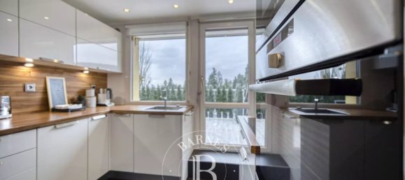 3 bedrooms Penthouse in Divonne-les-Bains, France No. 272916 8