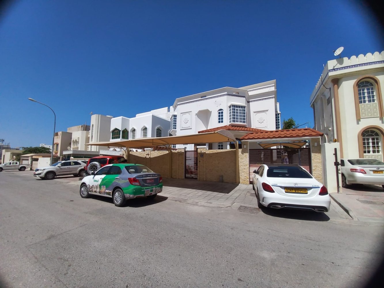 7 bedrooms Villa in Muscat, Oman No. 1411