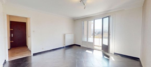 3 bedrooms Apartment in Grenoble, France No. 244252 7