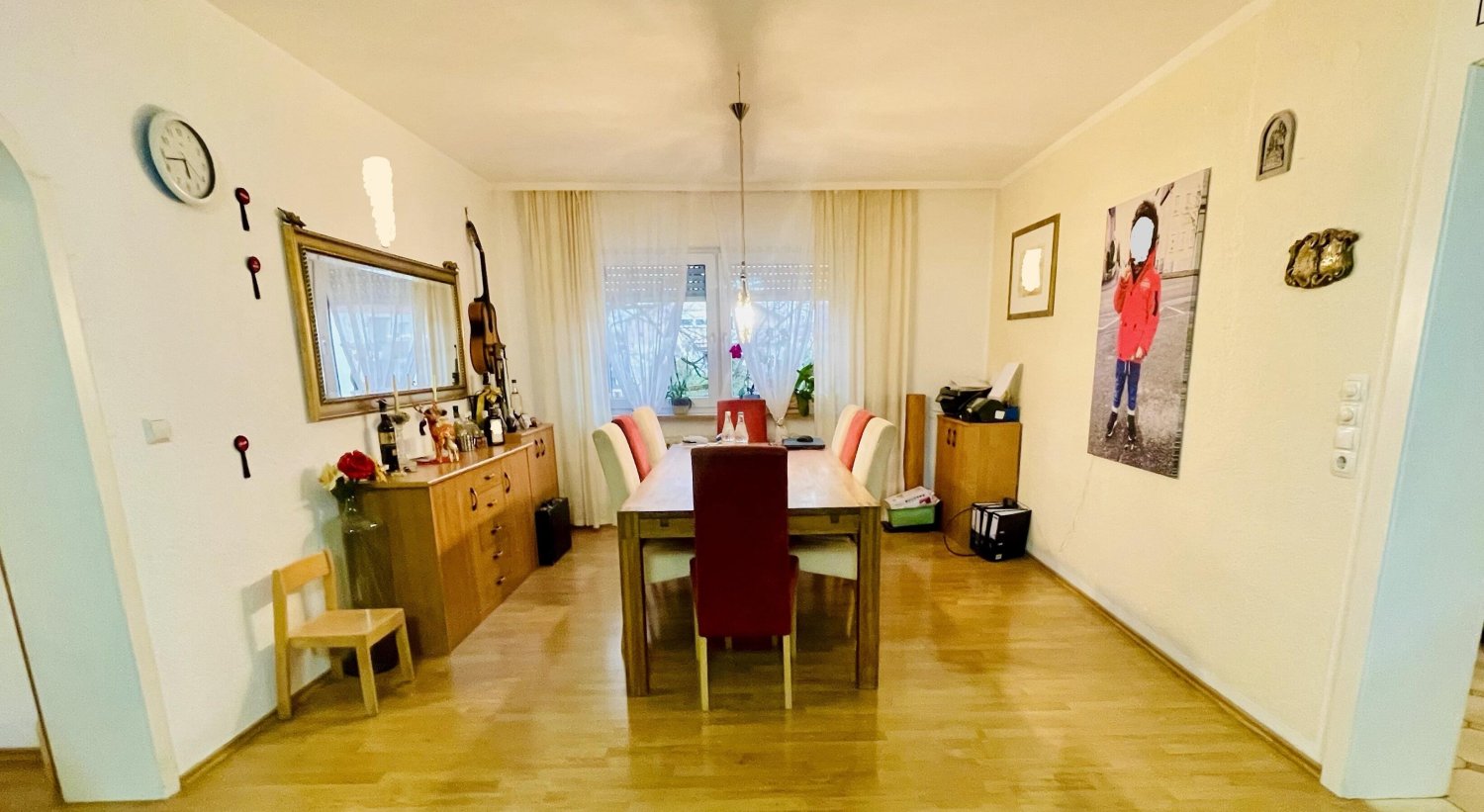 4غرفة شقة في Stuttgart, Germany رقم 336273