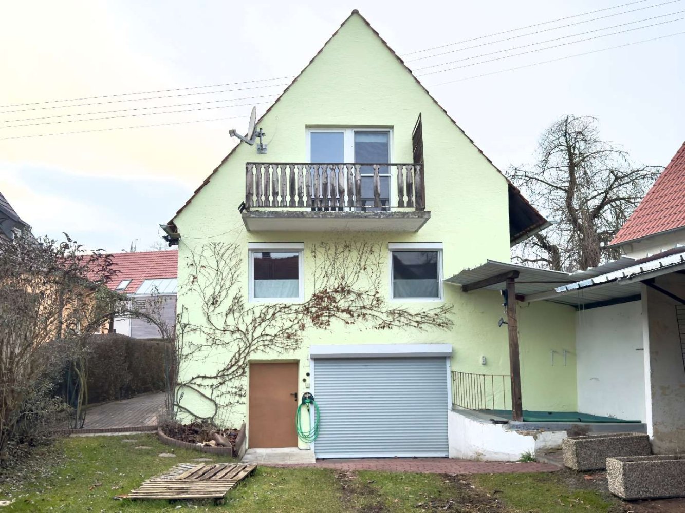 Casa de 4 habitaciónes en Augsburg, Germany No. 162670