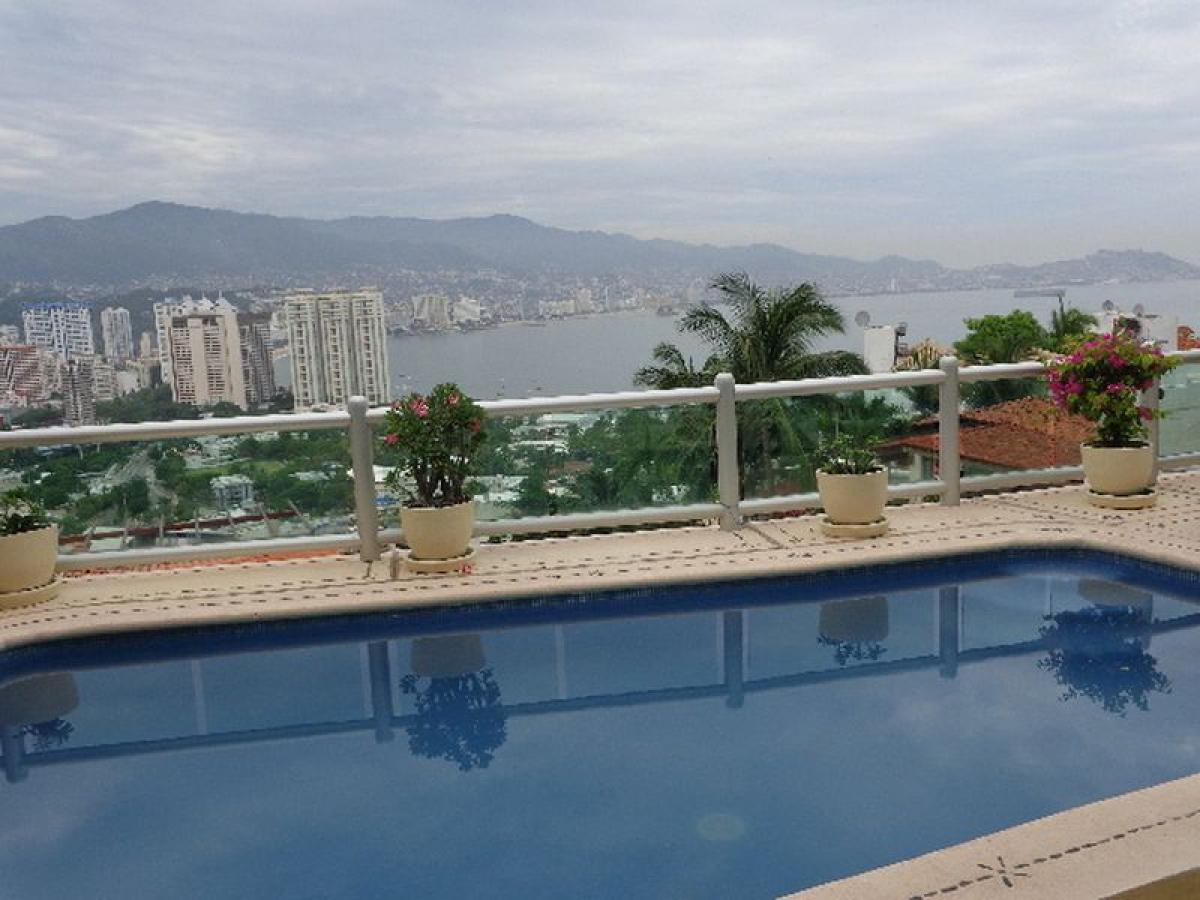 Casa de 4 dormitorios en Acapulco de Juárez, Mexico No. 162048