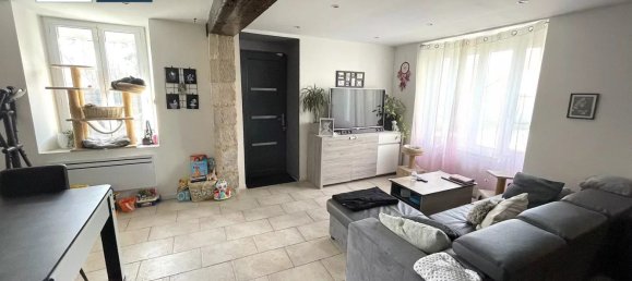 2 Schlafzimmer Haus in Mareuil-sur-Ourcq, France, Nr. 84404 8