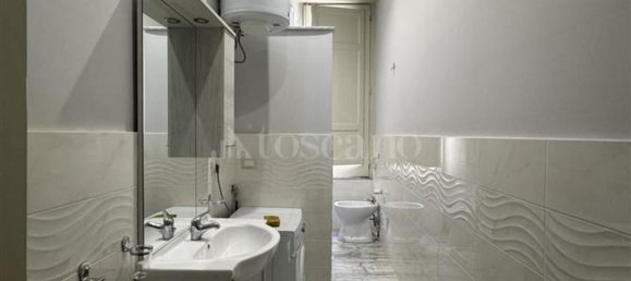3 bedrooms Apartment in Catania, Italy No. 371931 6