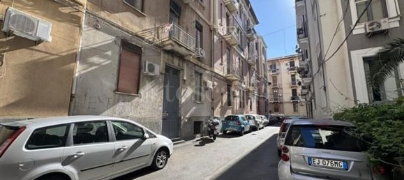 3 bedrooms Apartment in Catania, Italy No. 371931 22