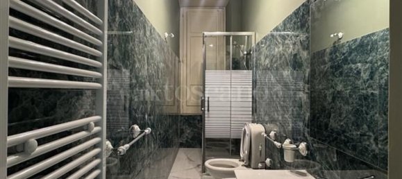 3 bedrooms Apartment in Catania, Italy No. 371931 9