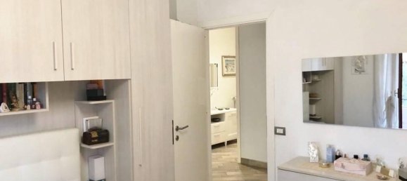 3 rooms Apartment in San Cesareo, Italy No. 174025 9