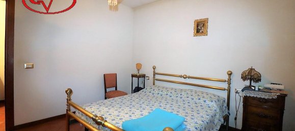 Villa de 8 divisões em Loro Ciuffenna, Italy N.º 224890 14