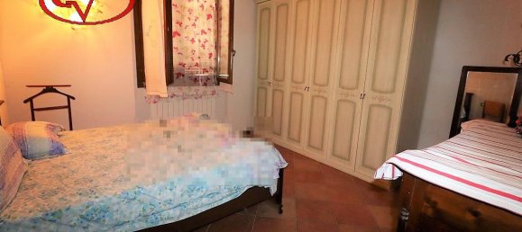 Villa de 8 divisões em Loro Ciuffenna, Italy N.º 224890 24