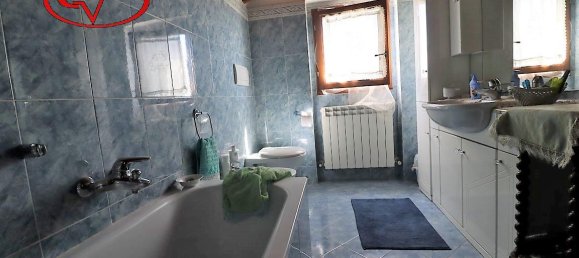 Villa de 8 divisões em Loro Ciuffenna, Italy N.º 224890 16