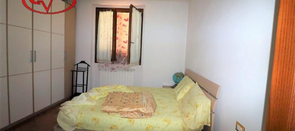 Villa de 8 divisões em Loro Ciuffenna, Italy N.º 224890 23