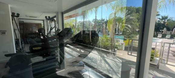 3 bedrooms Penthouse in Germasogeia, Cyprus No. 13901 11