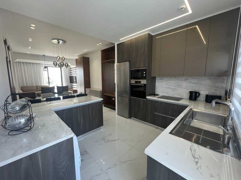 3 bedrooms Penthouse in Germasogeia, Cyprus No. 13901