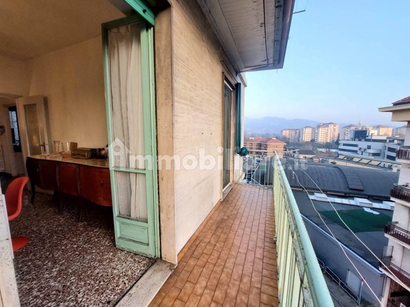 Apartamento de 2 dormitorios en Moncalieri, Italy No. 283897