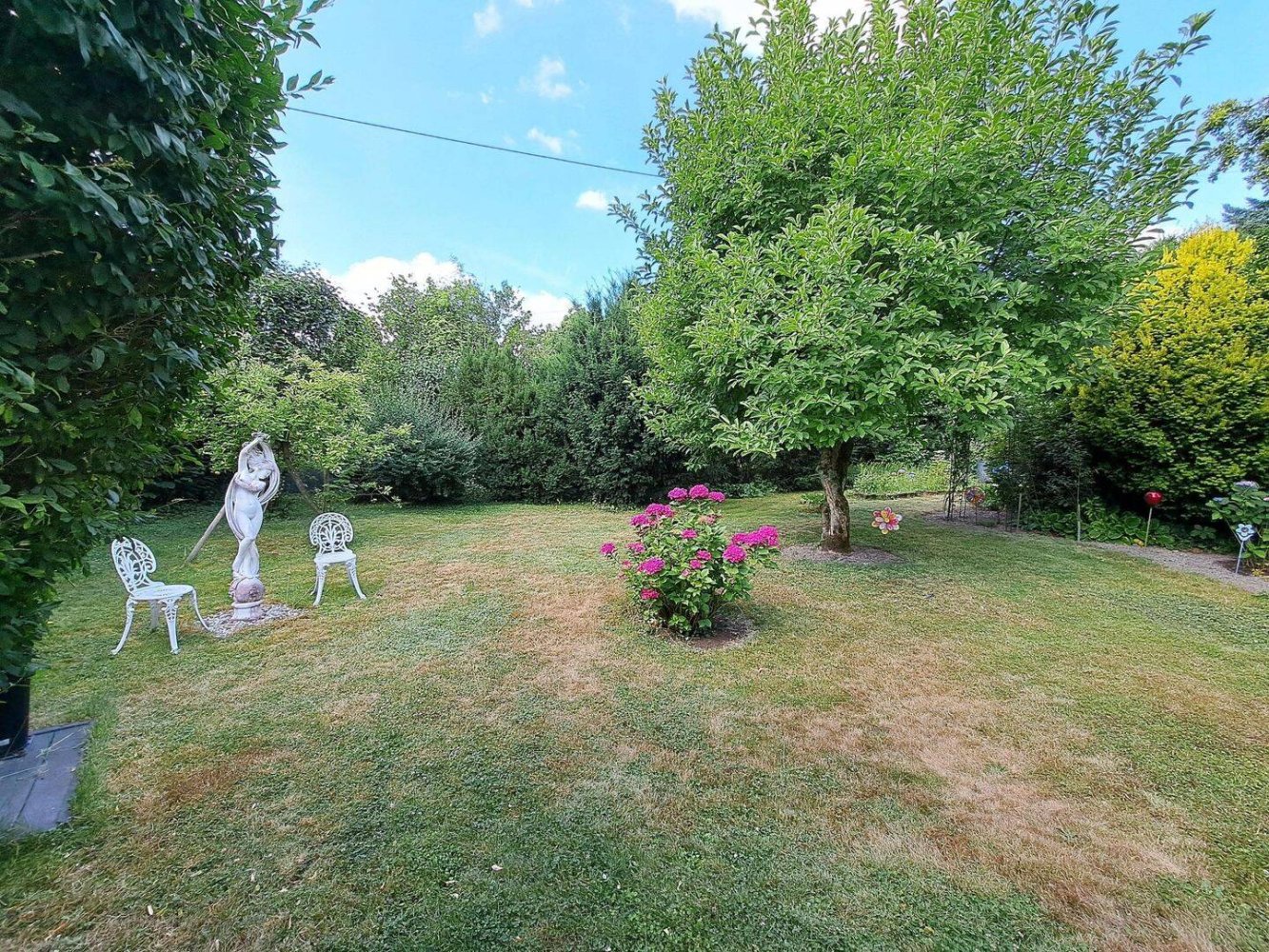 Земельный участок в Висбаден, Германия № 333372