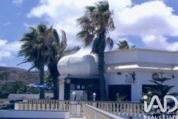  عقار تجاري في Mala, Spain 1214متر مربع رقم 291834