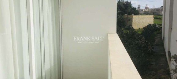 1 bedroom Apartment in Ta' Xbiex, Malta No. 9434 5