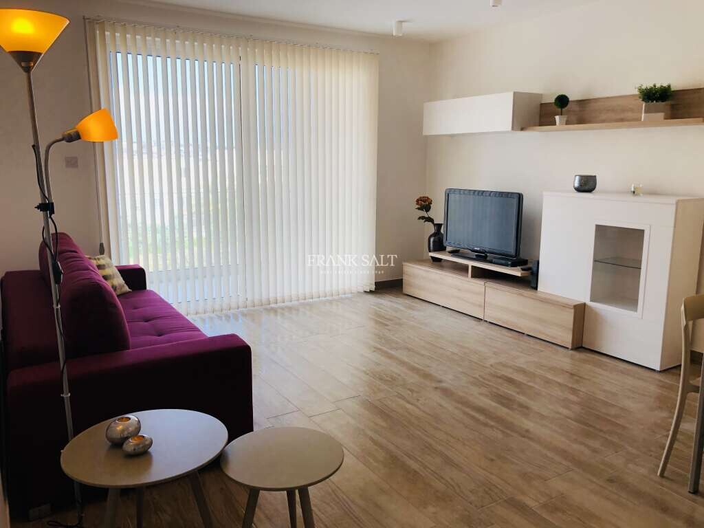 1 bedroom Apartment in Ta' Xbiex, Malta No. 9434