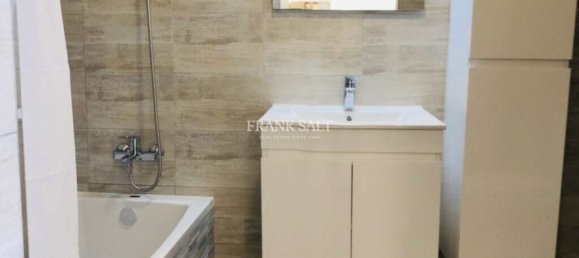 1 bedroom Apartment in Ta' Xbiex, Malta No. 9434 4