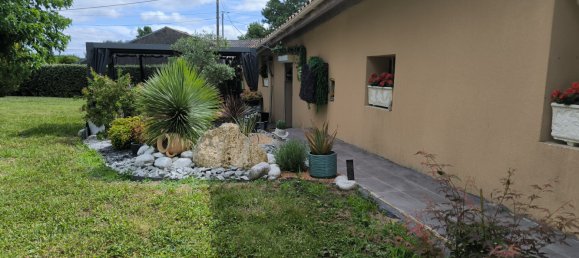 4 bedrooms House in Gironde, France No. 277871 2