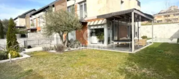 Дом с 5 спальнями в Лас-Розас де Мадрид, Испания № 176729 14