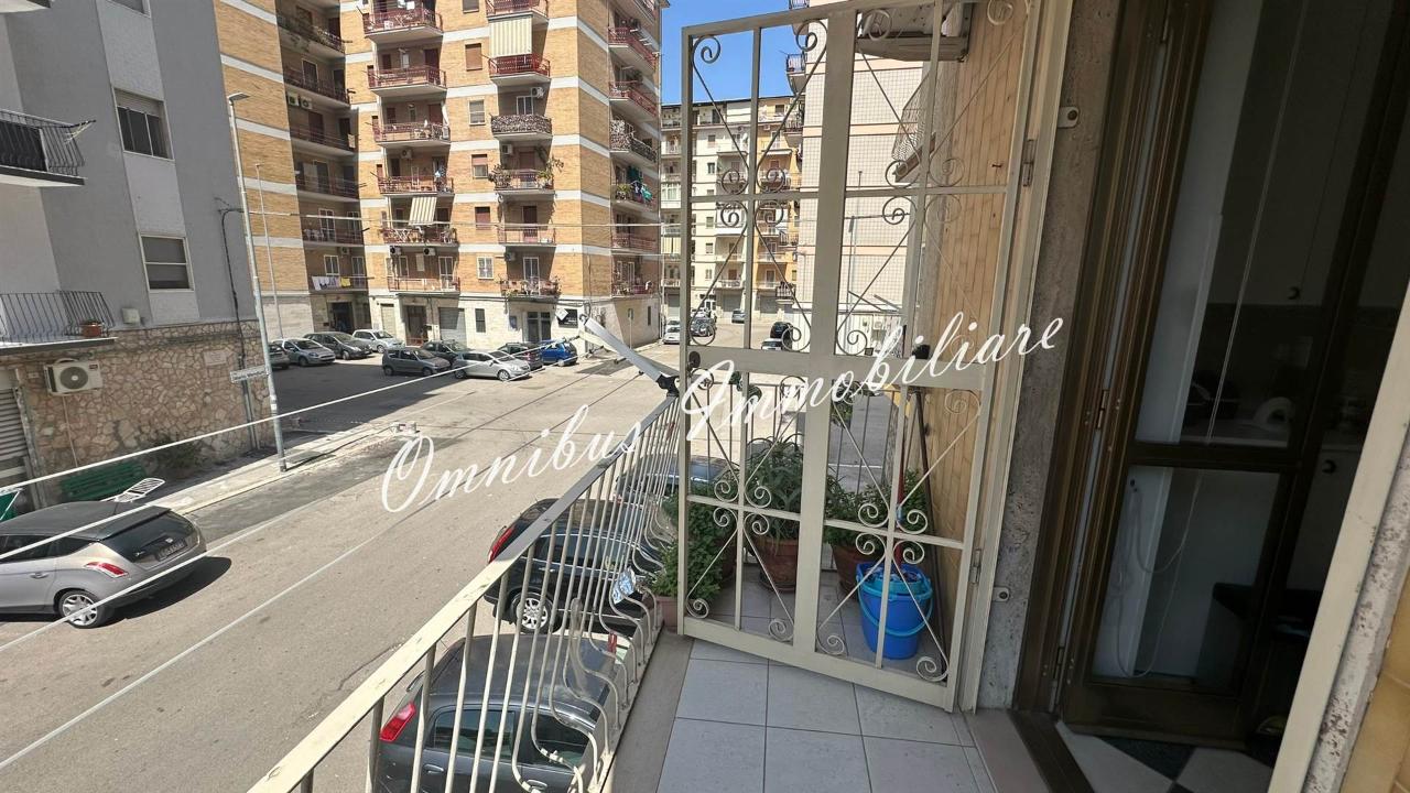 3 rooms Apartment in Foggia, Italy No. 167264