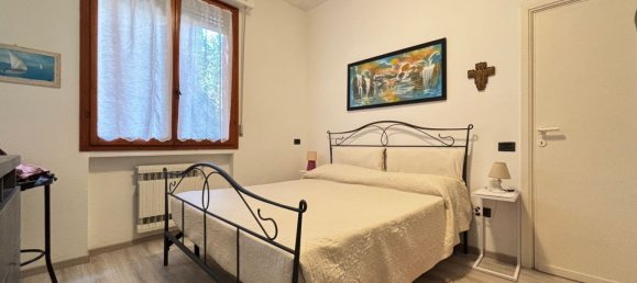 3 rooms Apartment in Lerici, Italy No. 119166 2
