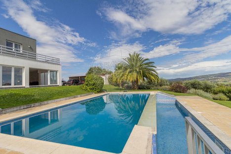 4 bedrooms House in Covilha, Portugal No. 179110