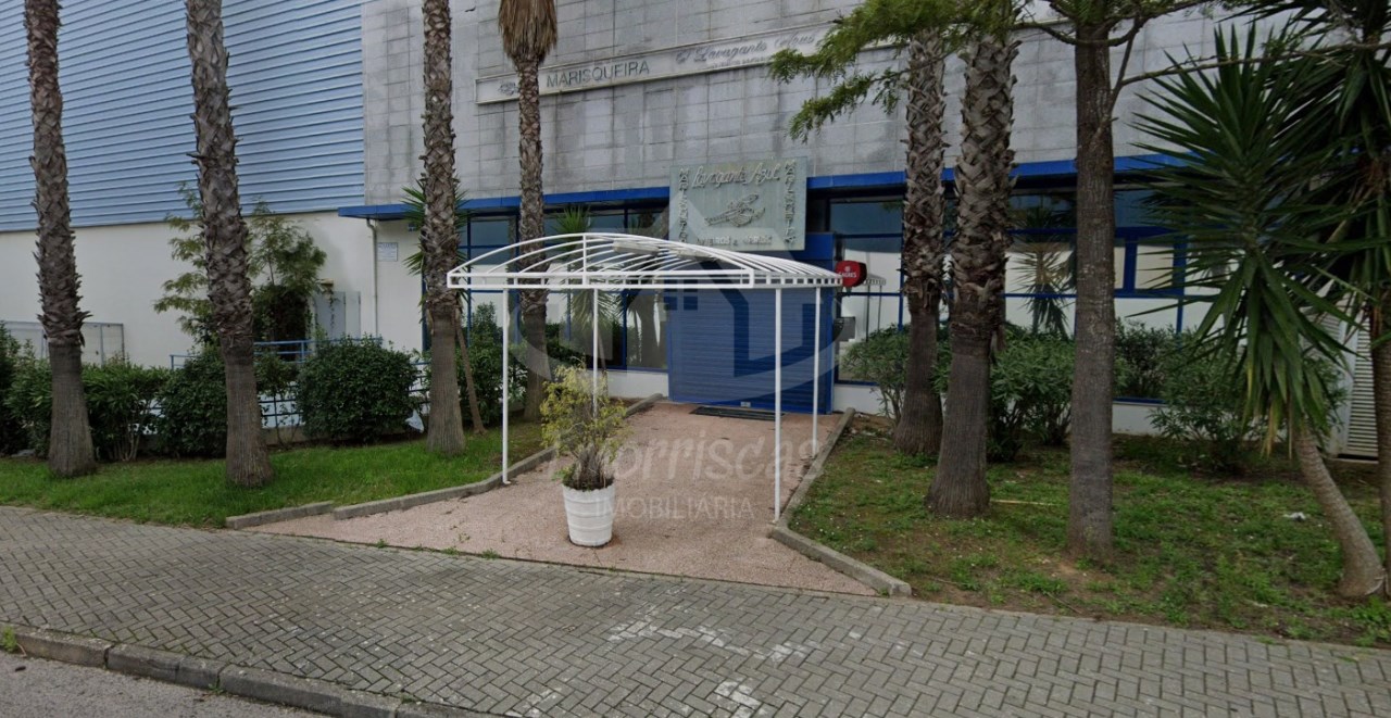 800m² Warehouse in Vialonga, Portugal No. 350881