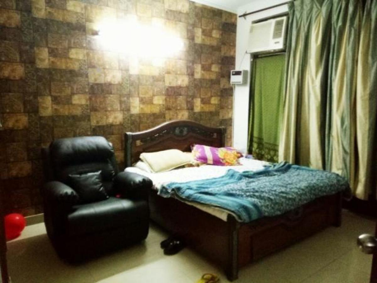 4 bedrooms House in Faridabad, India No. 5921