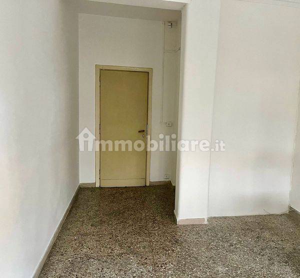 1 room Office in Rome, Italy No. 308785