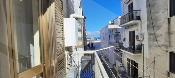 3-salle Appartement à Vieste, Italy No. 18796 15