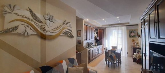 3-salle Appartement à Vieste, Italy No. 18796 2