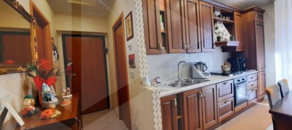 3-salle Appartement à Vieste, Italy No. 18796 3