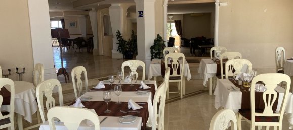 1029m² Commercial property in Mijas, Spain No. 140760 28