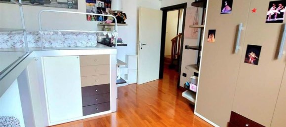 Квартира с 9 спальнями в Сесто Фьорентино, Италия № 348017 15