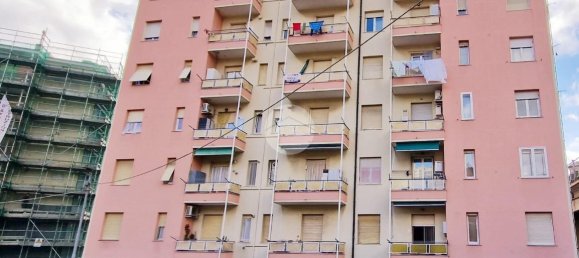 4 rooms Apartment in Genoa, Italy No. 13174 17