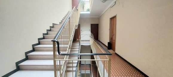 4 rooms Apartment in Genoa, Italy No. 13174 6